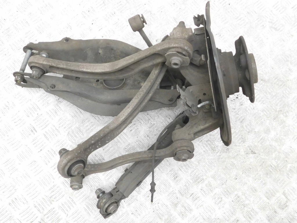 фото №1, Поворотний кулак ступиця важелі лівий задня - mercedes e-klasa w213