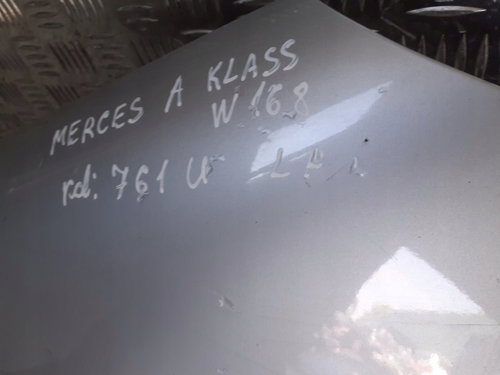 Крила лівий mercedes w168 761u Доставка