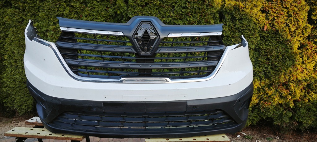 Купити Бампер передній перед renault traffic iii рестайлінг  iv 620226941r