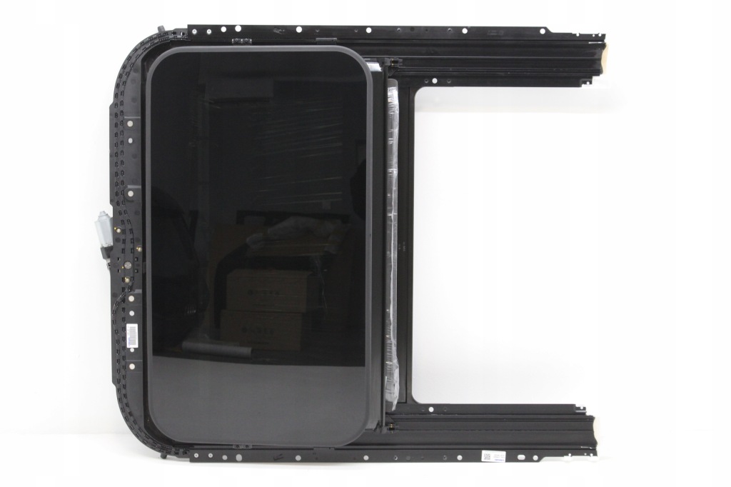 фото №1, Audi a5 8t люк 8t8877041e