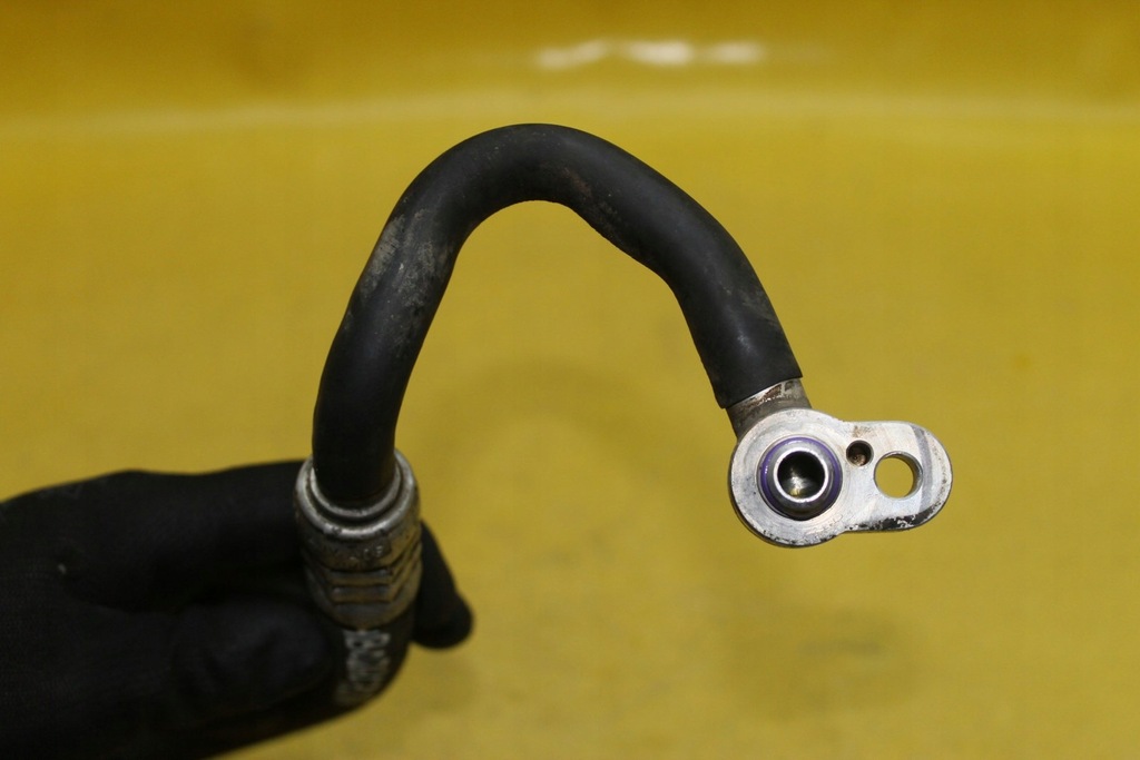 фото №5, Шланг кондиционера a6 c5 4b0260701r