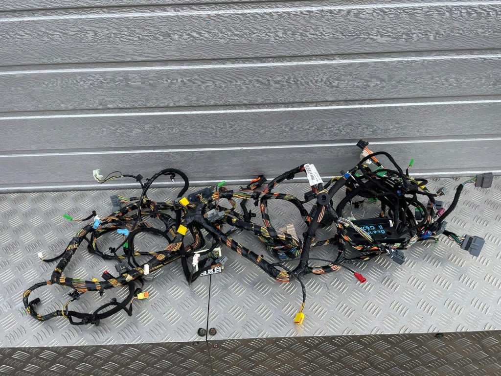 фото №1, Volvo xc90 ii электропроводка консоли 2017 usa 31450396