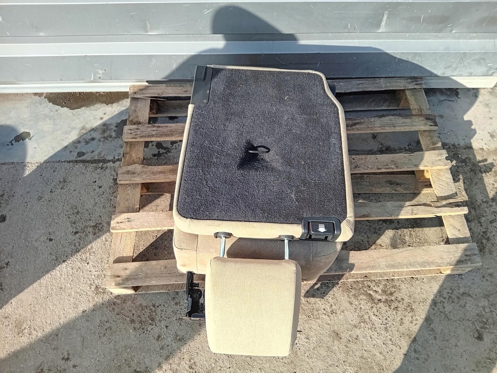 фото №4, Сиденье 2 ряд левый задняя land rover discovery iii