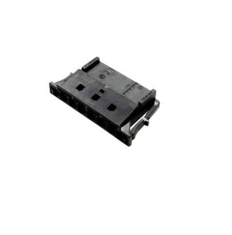 Купити Mercedes wiele modeli штекер колодка лампи задній 6 pin оригінал