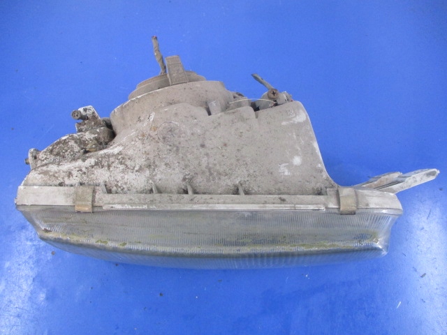 фото №2, Mitsubishi space runner i лампа фара правий