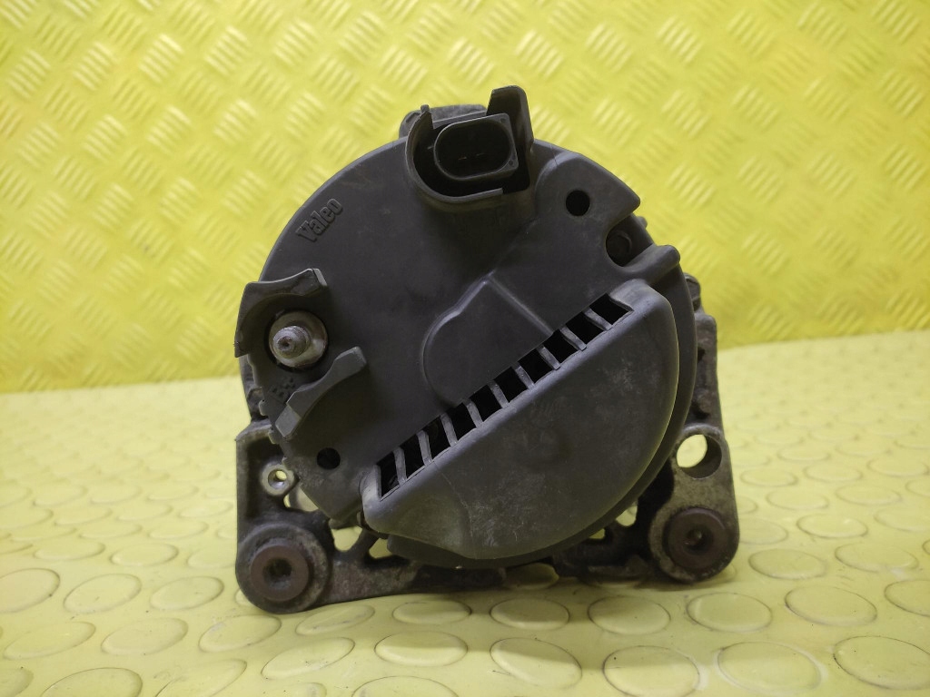 Vw polo iv 1.2 генератор 03d903025j Доставка