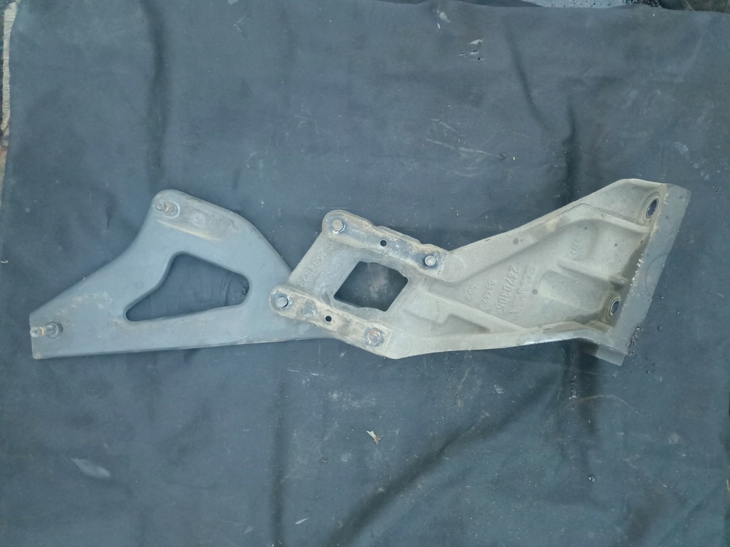 фото №1, Кронштейн кронштейн scania r s 2670305