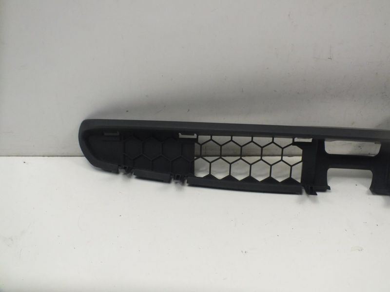 Clio 2 решітка решітка  решітка радіатора бампера оригінал Зі Шроту