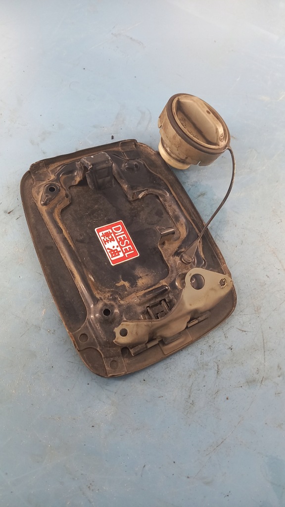 фото №2, Крышка заливной топлива toyota previa 01r