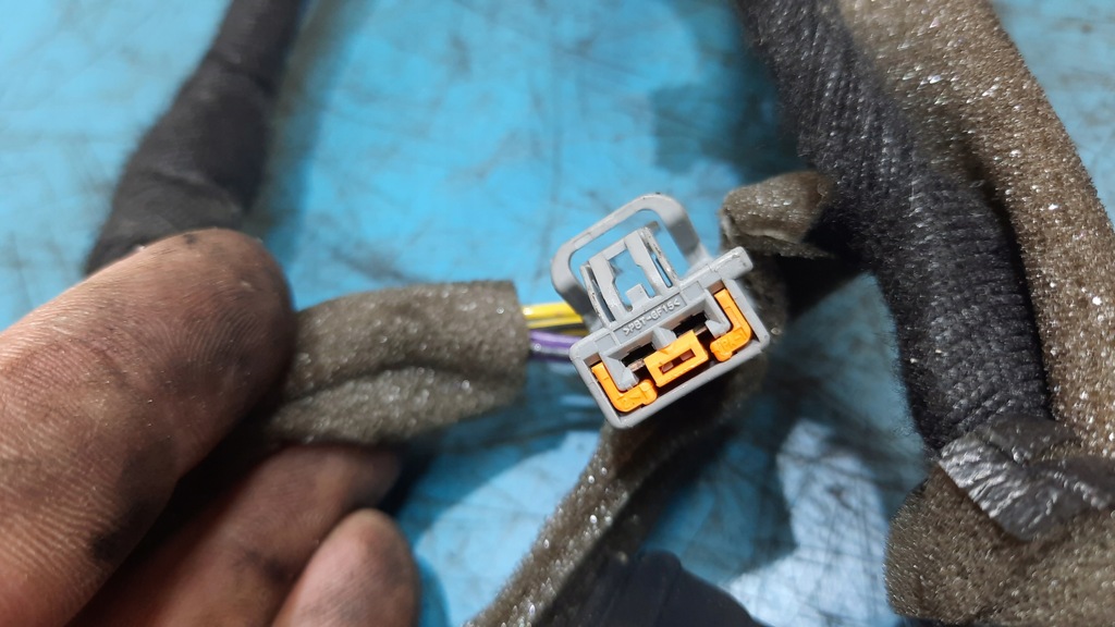 фото №8, Жгут дверь перед 31275435 volvo s60 ii v60