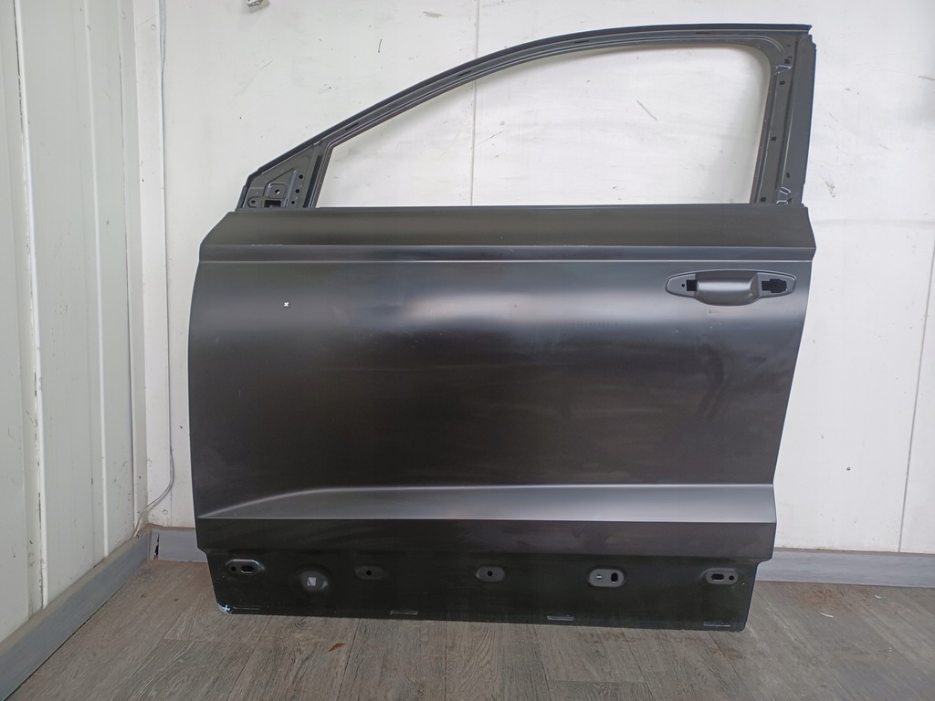 фото №1, Дверь --- skoda karoq --- передние левая --- сервисные оригинальные