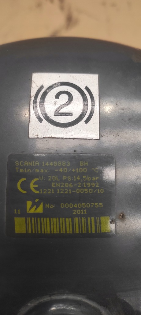 фото №9, Scania оригінальний номер 1 357 950 бак повітря, електропроводка пневматична