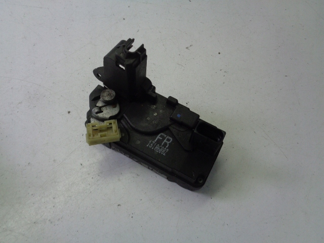 Купити Замок двері лівий задній opel astra h hb