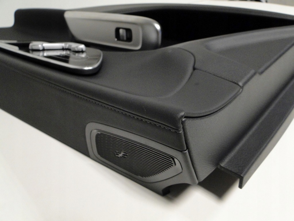 фото №10, Mercedes glc 254 x254 c254 amg обивка обшивка дверь передние правое 9h15