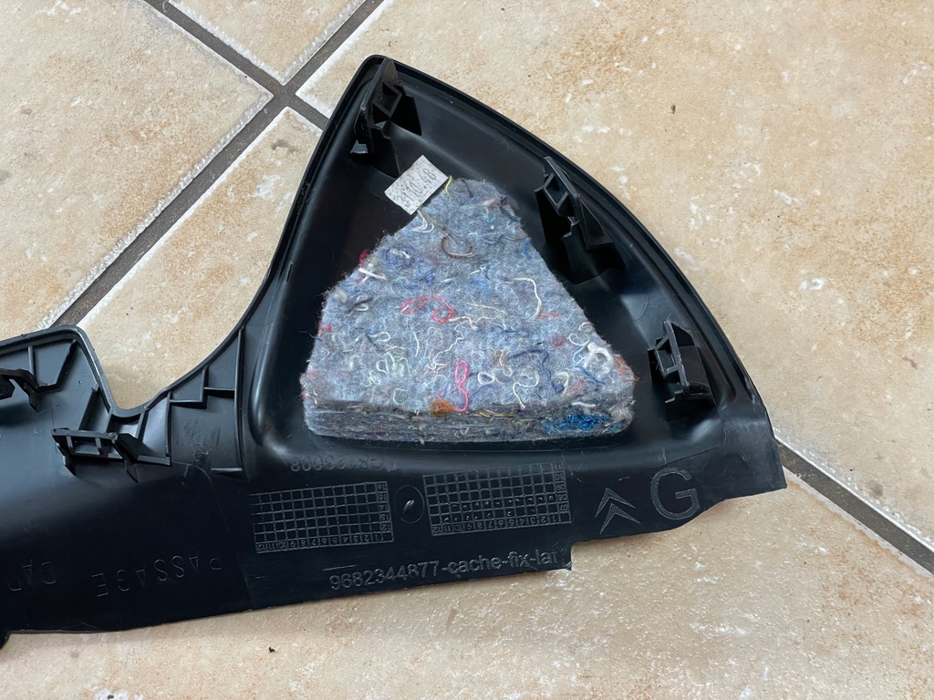 фото №6, Citroen оригинальный номер 9682344877 заглушка панели приборной панели c5 iii