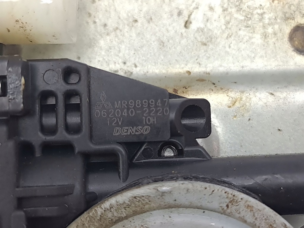 фото №10, Mitsubishi pajero 2007 права сторона підйомник скло двері передніх