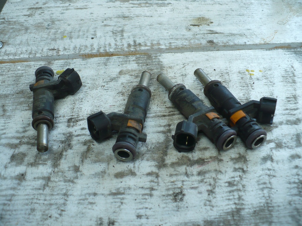 фото №1, Rj151 dacia duster ii 1.6i форсунка 166008992r