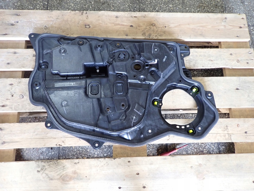 фото №5, Шумоізоляція двері кронштейн підйомника скло правий перед mazda cx-5 ii