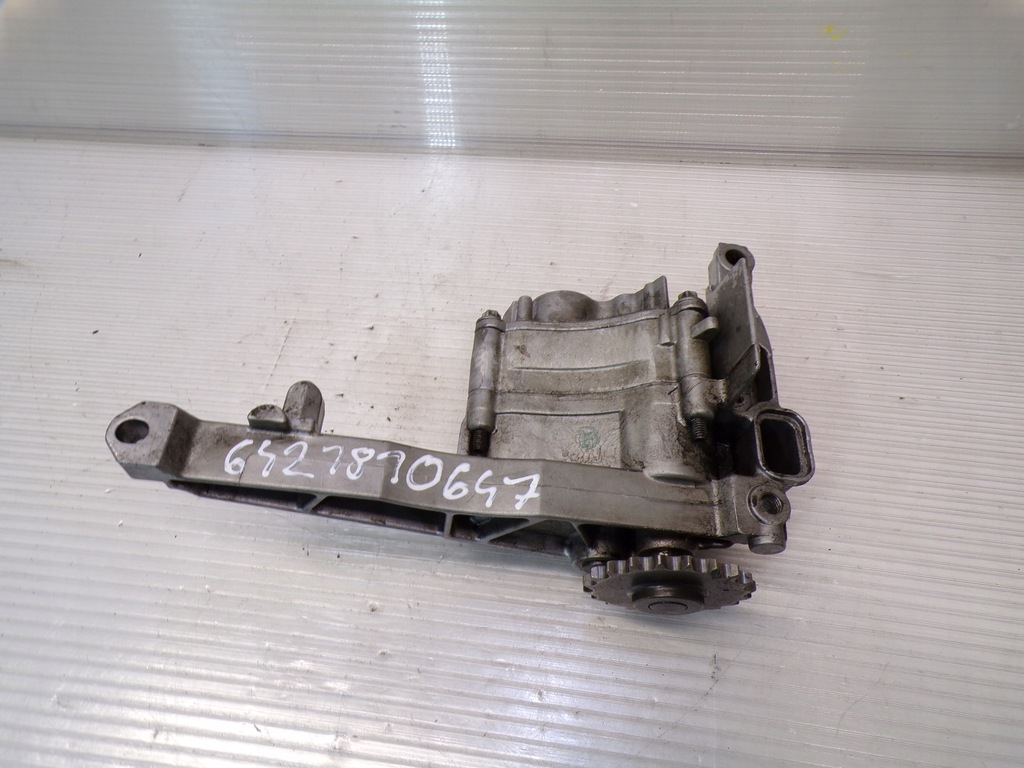 фото №1, Насос масла mercedes w164 ml w251 x164 gl 3.0 cdi 6421810647