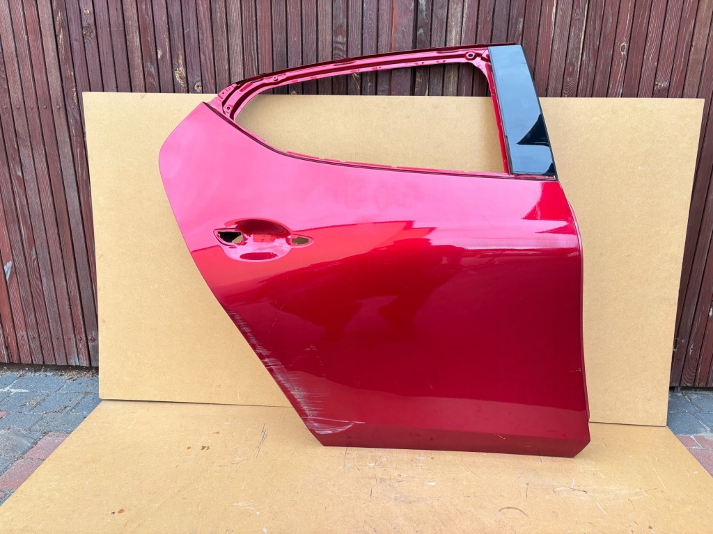 фото №2, Mazda 3 iv bp hb 2018- дверь задняя правое