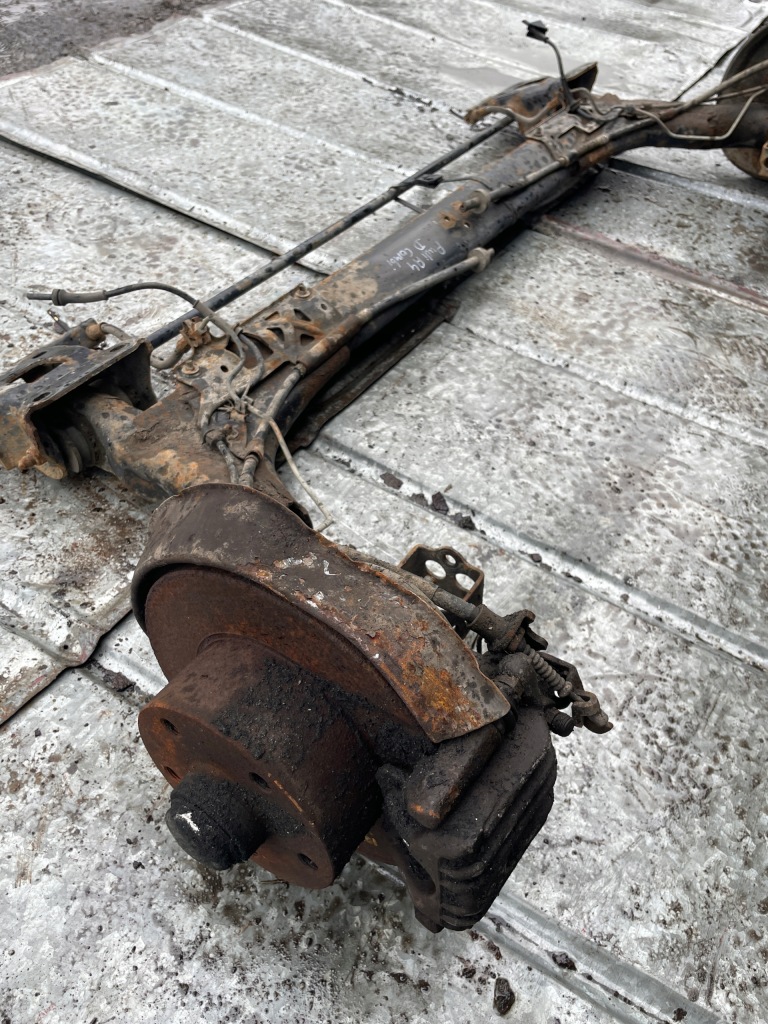 Audi a4 b5 1.9 дизель балка подвеска задний Оригинал