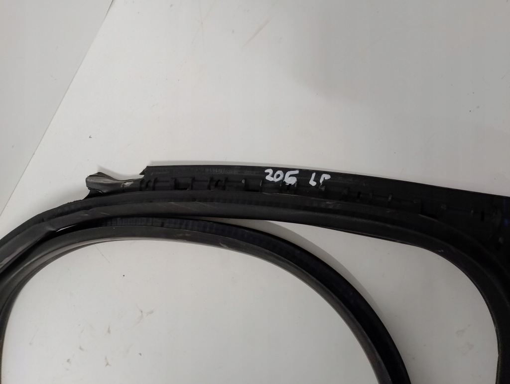 фото №3, Mini cooper f56 прокладка дверь левая перед 7300029