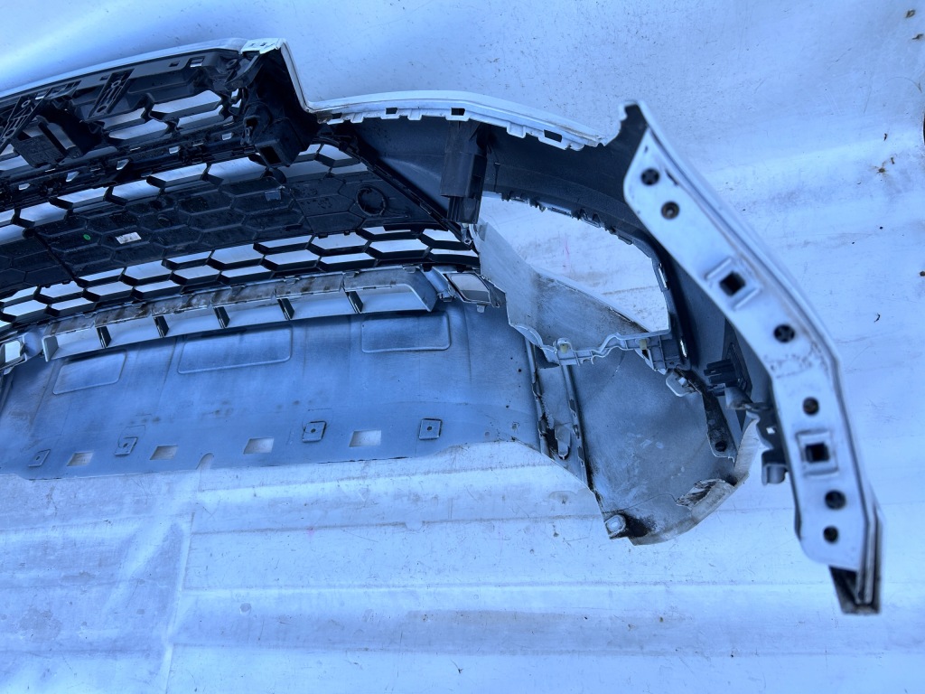 фото №14, Seat ateca fr 757 бампер перед оригинал решётка радиатора 575807221 6 x pdc