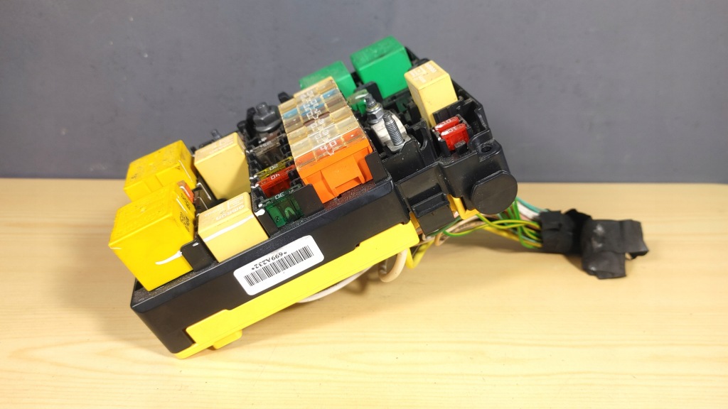 фото №2, Модуль bsm peugeot 208 i 9804848480 хэтчбек