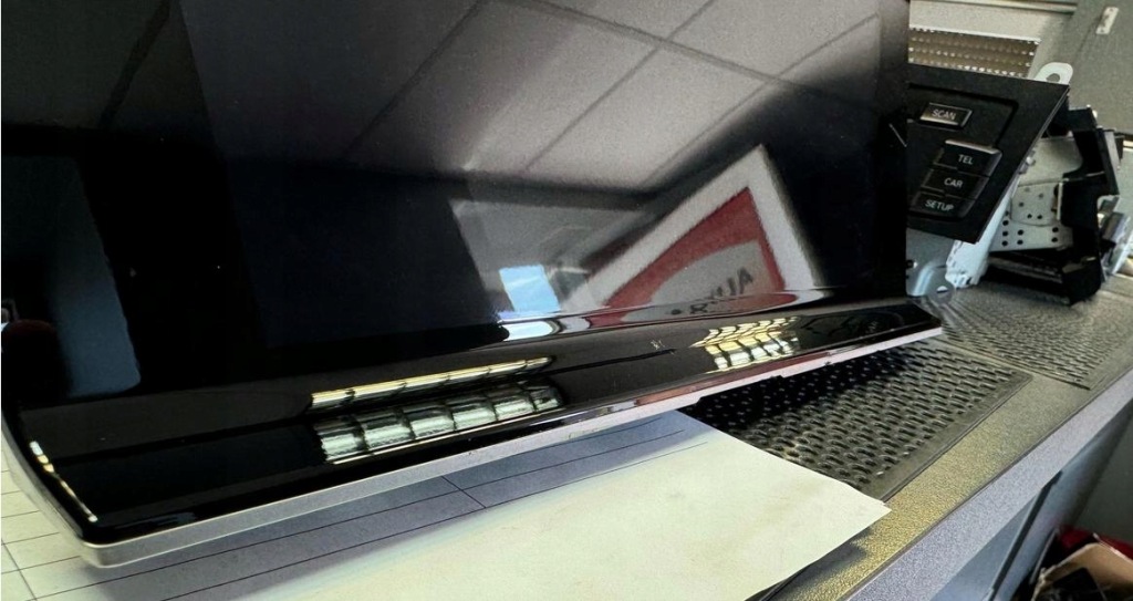 фото №2, Дисплей экран lcd радио citroen ds7 9828302580