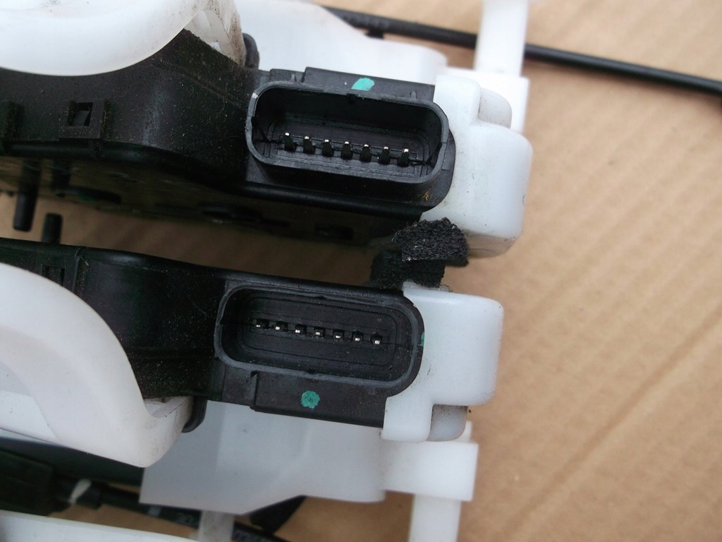 фото №6, Hyundai ix35 замок двері задня 7 pin