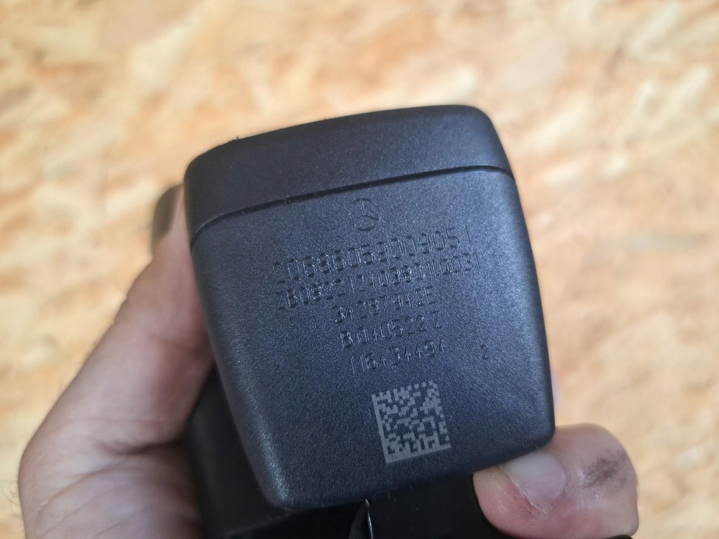 фото №5, Mercedes w206 kombi кліпса поперечина задня задня