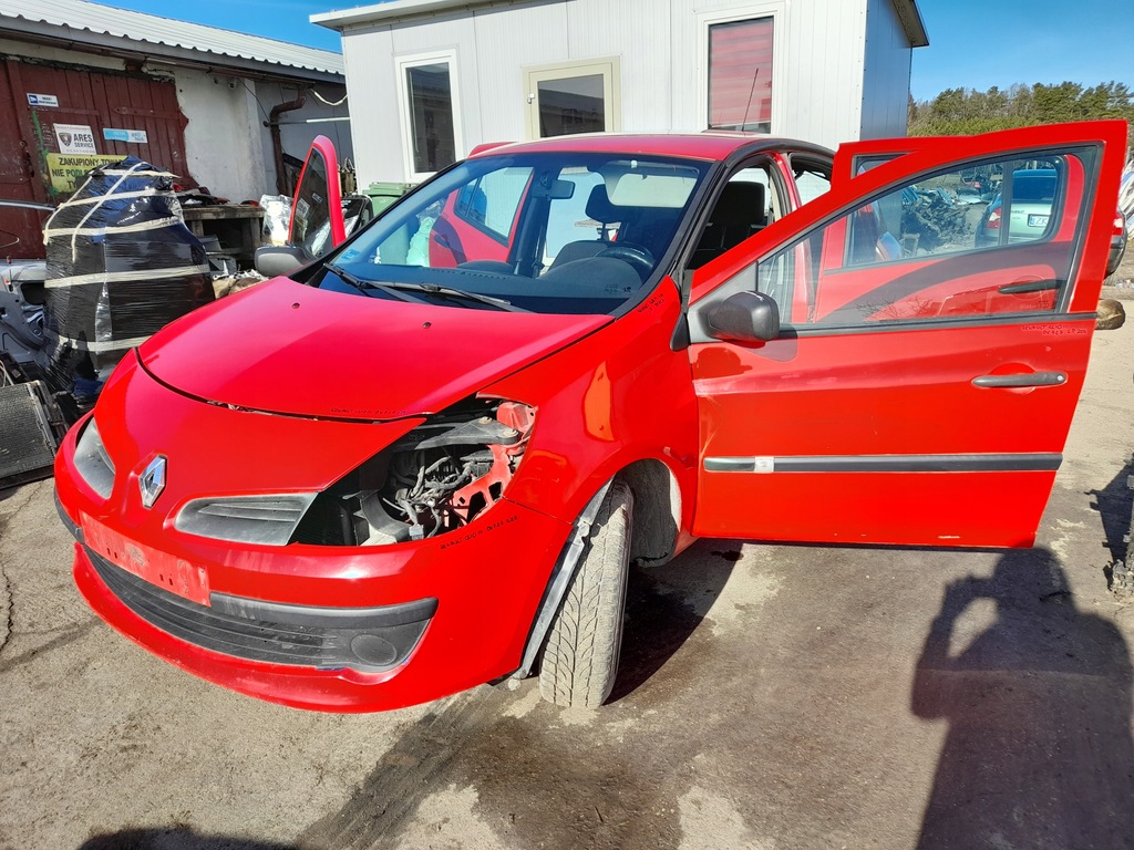 фото №12, Renault clio iii капот крышка двигателя ov727