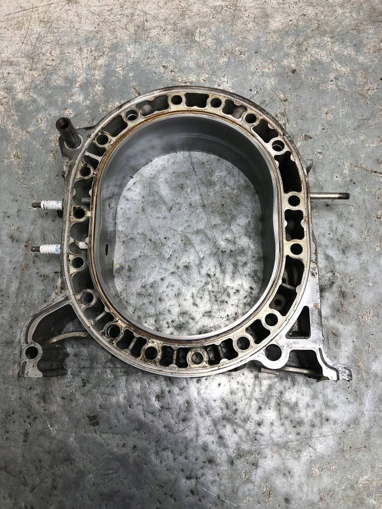 фото №1, Блок цилиндр mazda rx8 rx-8 1.3b wankla