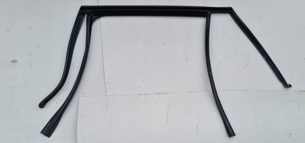 фото №1, Bmw x5 f15 x5m f85 прокладка дверь левый задняя левая