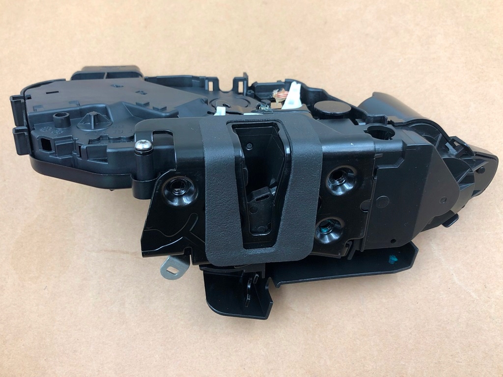 фото №2, Правый перед замок дверь lr014100 do land range rover discovery evoque sport