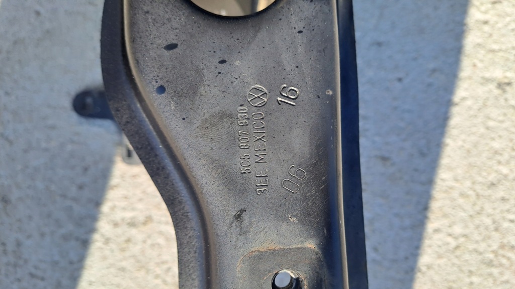 Балка бампера beetle в Украине