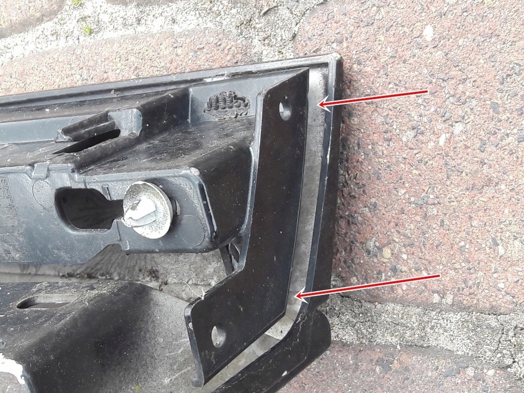 фото №9, Jaguar xe x760 r-sport поріг ліва молдинг накладка поріг