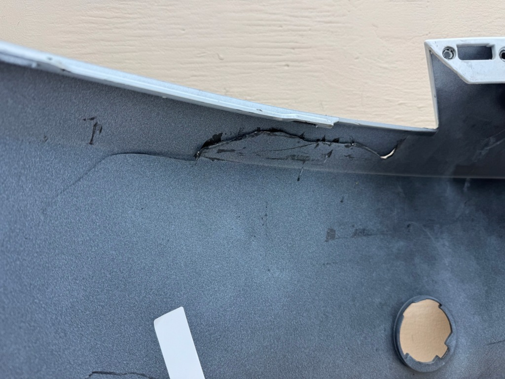 Tesla model 3 рестайлинг  highland 23r- бампер перед передний pdc 1781565-11 Оригинал