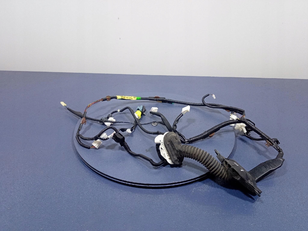 фото №1, Toyota camry viii xv70 жгут дверь левый перед 8215233j20