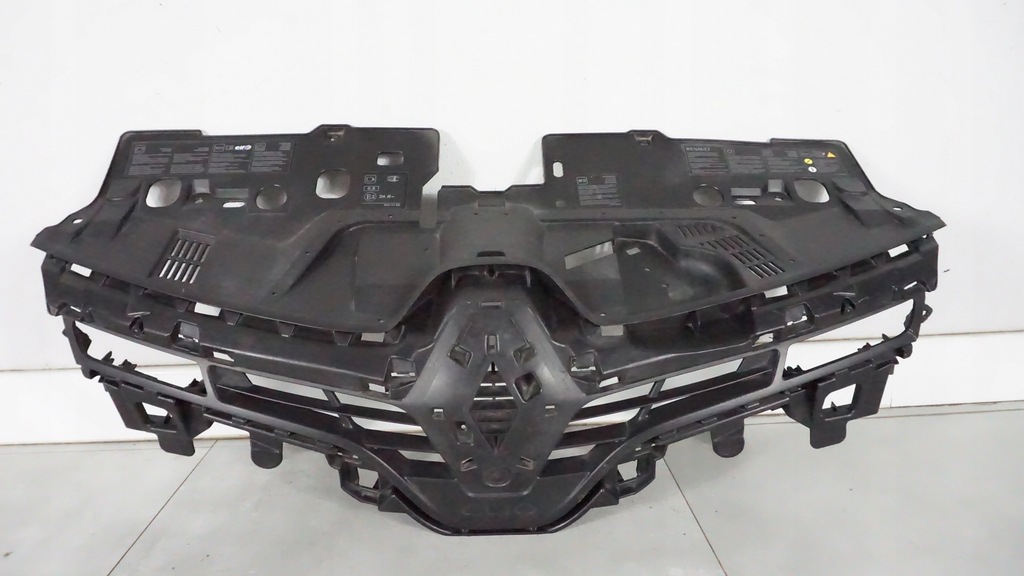 фото №1, Renault clio iv 12-16 решётка радиатора решётка радиатора радиатора 622563184r