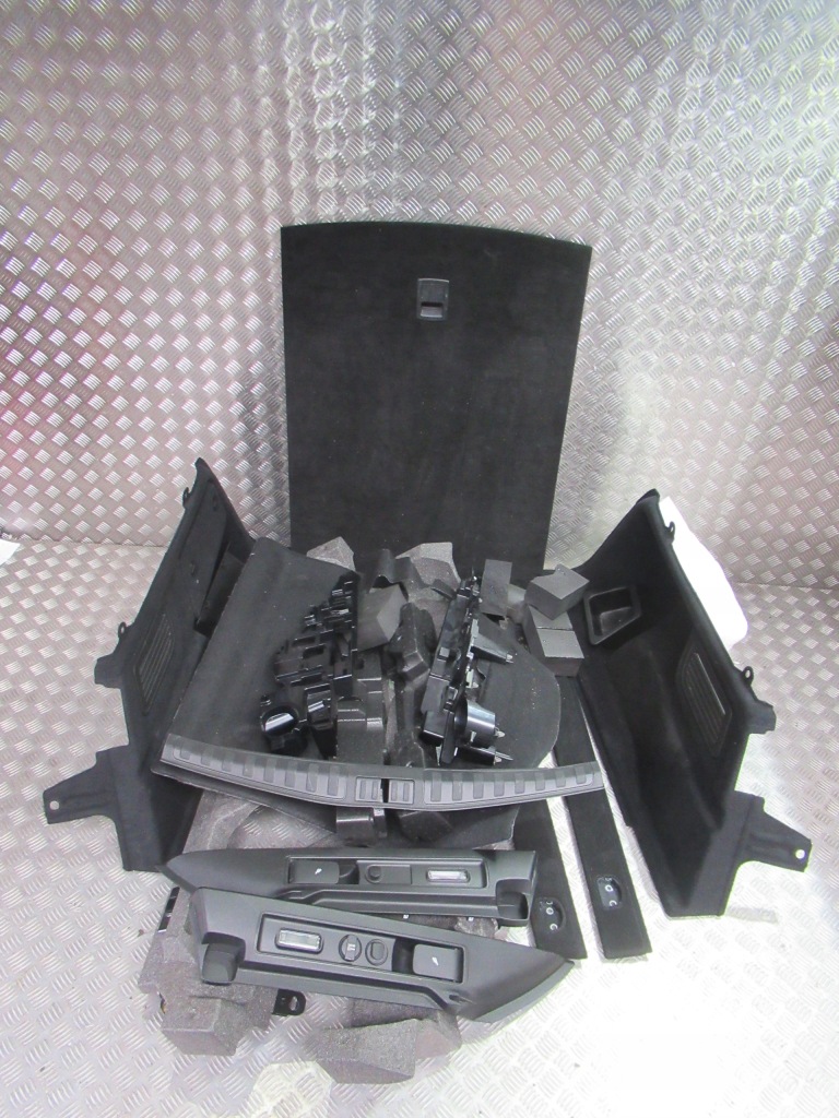 фото №2, Alfa romeo stelvio обивка багажника комплект