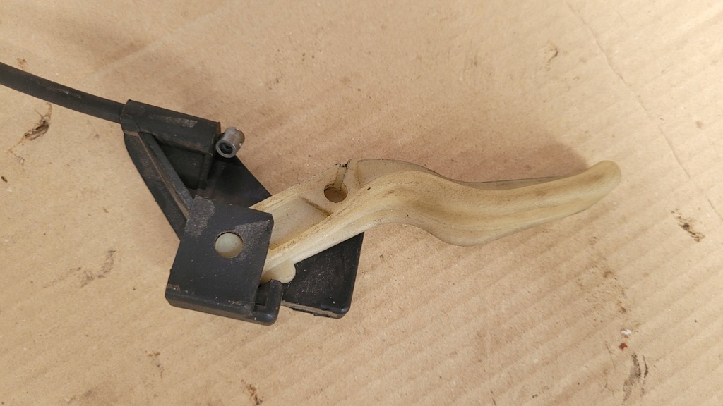 фото №2, Opel corsa b трос ручка капот