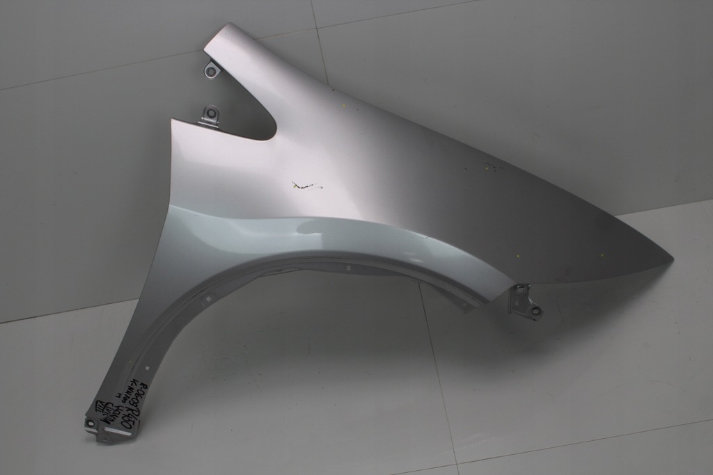 фото №1, Крила правий перед honda civic viii 06-09r nh700m