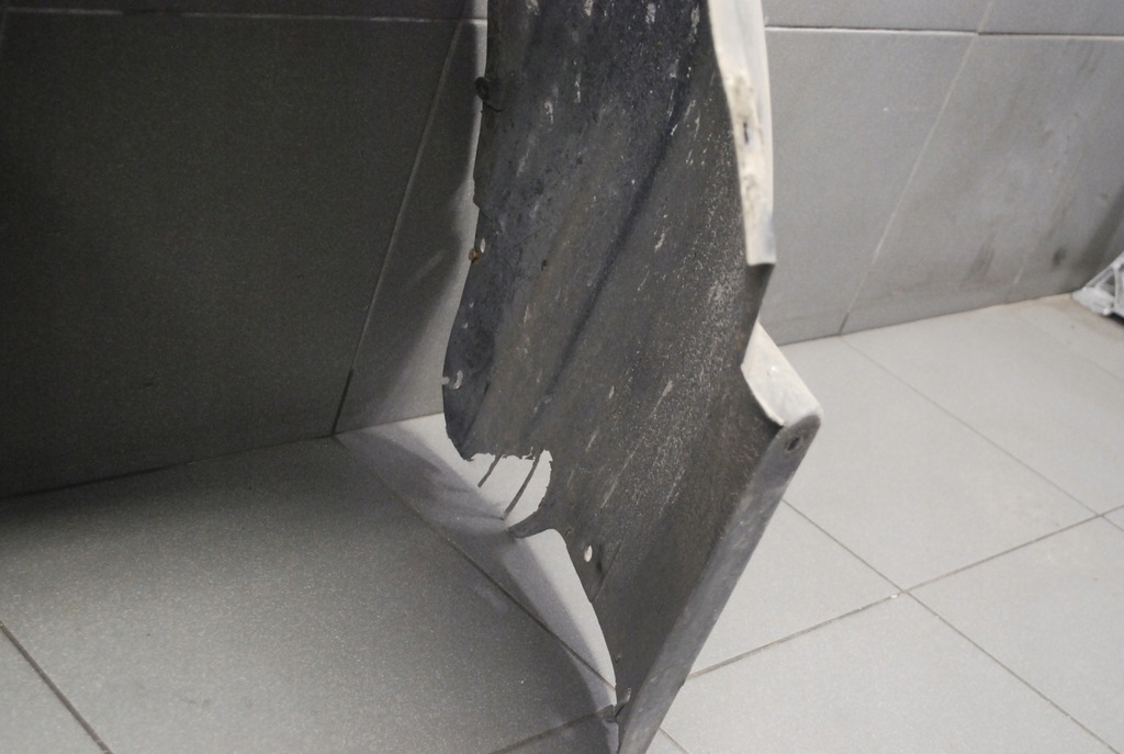 фото №5, Подкрылок левый перед audi a6 c5 2.4 4b0821171b