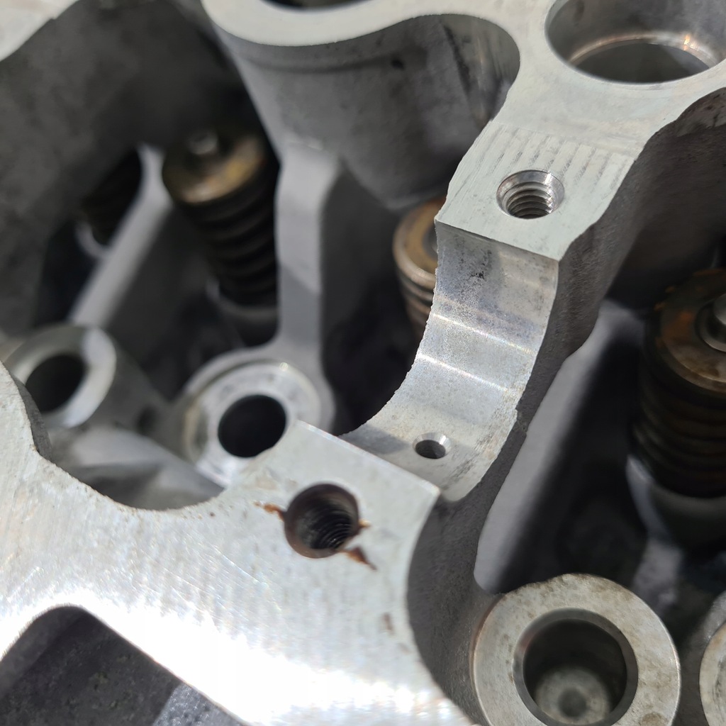 фото №7, Крышка клапанов 2.0 hdi fiat citroen peugeot