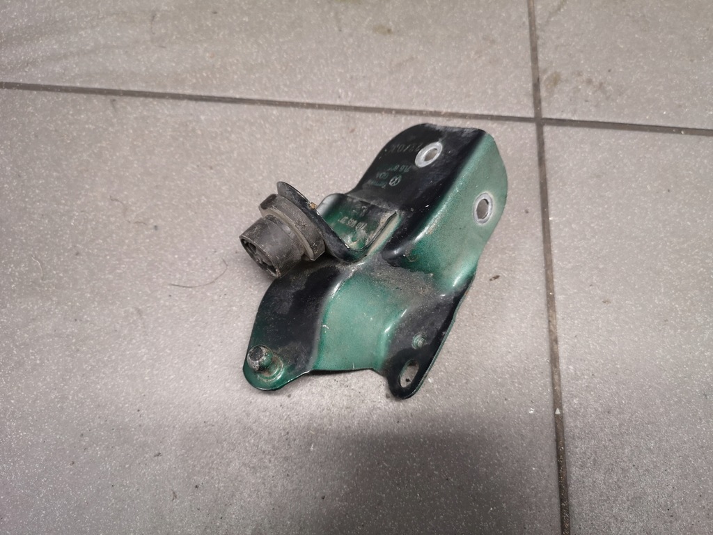 фото №1, Кронштейн лонжерон лівий vw touareg 7l6805887