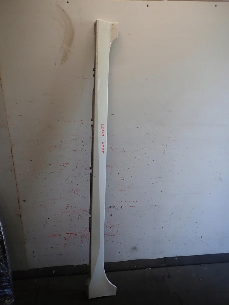 фото №1, Порог молдинг порог левая nissan leaf ii 2017-