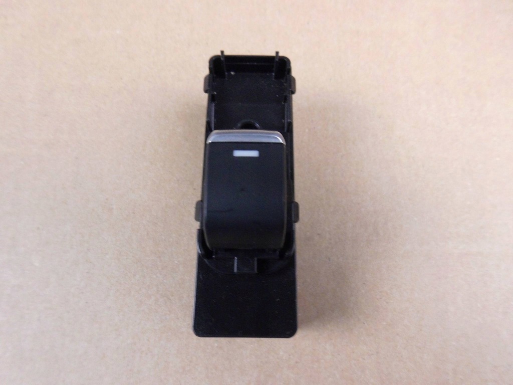 фото №1, Mazda cx5 i перемикач скло задня кнопка