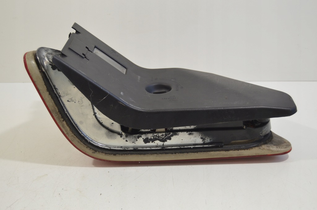 фото №11, Лампа права задня вкладиш europa mercedes w140 c140 cl sec coupe