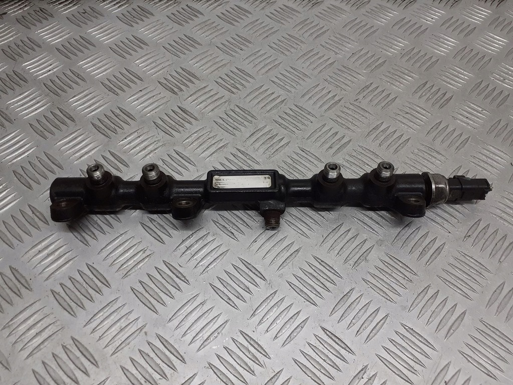 фото №1, Молдинг упорскування ford mondeo mk3 2.0 tdci